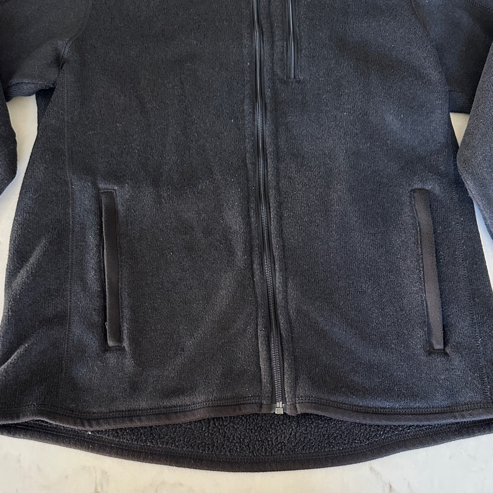 Patagonia Men's Dark Gray Performance Jacket - Picture 3 of 9